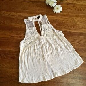 American Eagle Outfitters Cream Lace Blouse - L